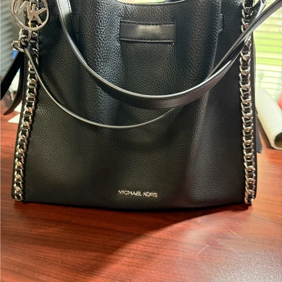 Michael Kors Black Leather Chain Tote Bag - Picture 2 of 16